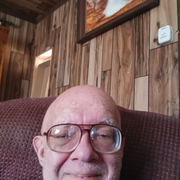 Meet your Posher, David - Picture 1 of 1